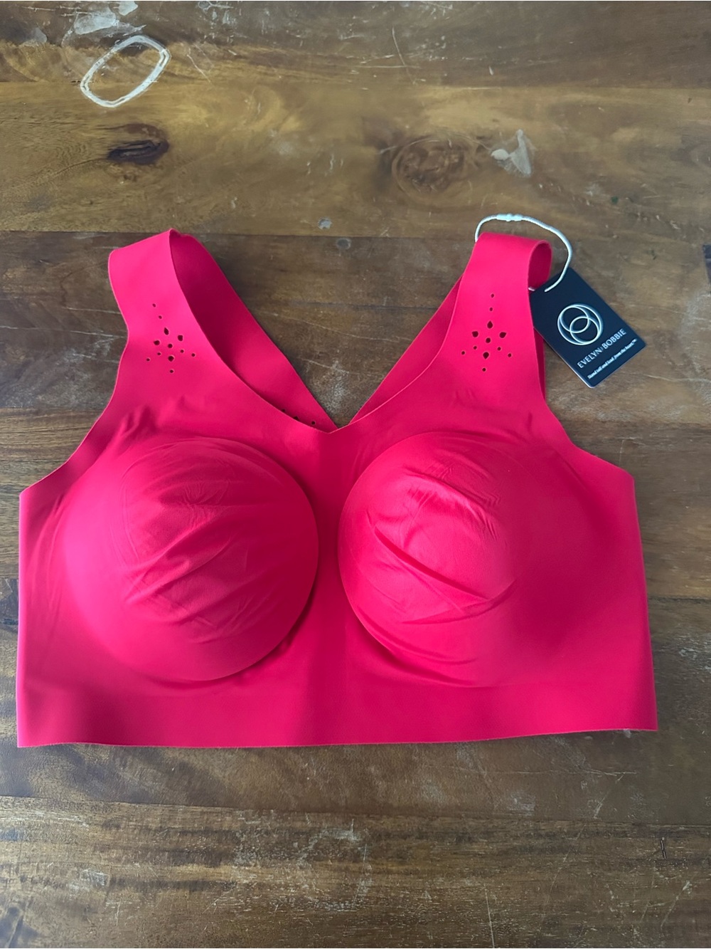 Evelyn & Bobbie The Defy Bra Seamless Red Comfort Wireless size L NWT